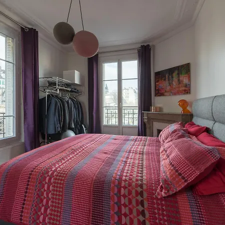 Apartment Authentic Sacree Coeur Are Flat Paris